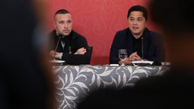 Andai Waktu Bisa Diputar Kembali, Radja Nainggolan Mantap Memilih Membela Garuda: Pengakuan Sang Bintang dan Analisis Mendalam