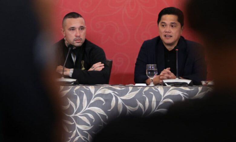 Andai Waktu Bisa Diputar Kembali, Radja Nainggolan Mantap Memilih Membela Garuda: Pengakuan Sang Bintang dan Analisis Mendalam