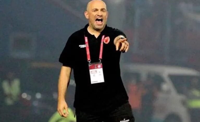 Bernardo Tavares Diisukan Merapat ke Semen Padang Usai Mundur dari PSM Makassar Bernardo Tavares Diisukan Merapat ke Semen Padang Usai Mundur dari PSM Makassar