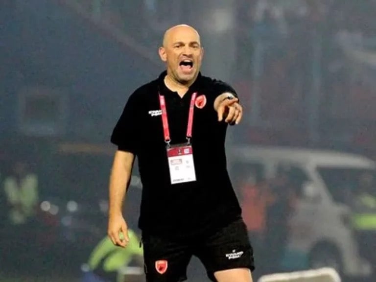 Bernardo Tavares Diisukan Merapat ke Semen Padang Usai Mundur dari PSM Makassar
