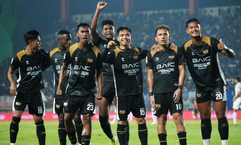 Dewa United Gagal Amankan Poin Penuh di Laga Kandang AFC Challenge League, Ditahan Imbang 10 Pemain Phnom Penh Crown FC Dewa United Gagal Amankan Poin Penuh di Laga Kandang AFC Challenge League, Ditahan Imbang 10 Pemain Phnom Penh Crown FC