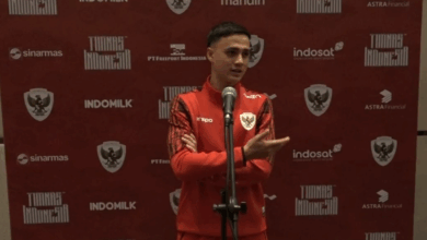 Eliano Reijnders Tanggapi Santai Kritik Pedas dari Eks Penerjemah Timnas, Fokus Buktikan Diri di Persib Bandung Eliano Reijnders Tanggapi Santai Kritik Pedas dari Eks Penerjemah Timnas, Fokus Buktikan Diri di Persib Bandung