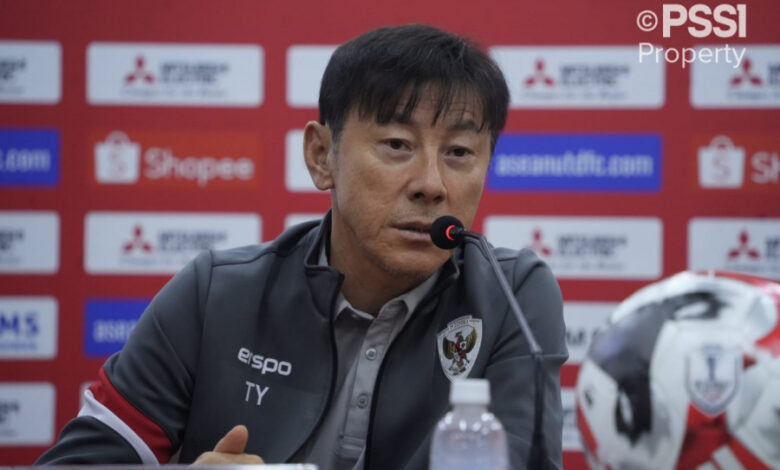 John Sitorus: Rp16 Miliar Uang Keringat Rakyat Diduga Sia-Sia, Hancurkan Warisan Shin Tae-yong, Kluivert Terancam Out Pasca Kegagalan Piala Dunia John Sitorus: Rp16 Miliar Uang Keringat Rakyat Diduga Sia-Sia, Hancurkan Warisan Shin Tae-yong, Kluivert Terancam Out Pasca Kegagalan Piala Dunia