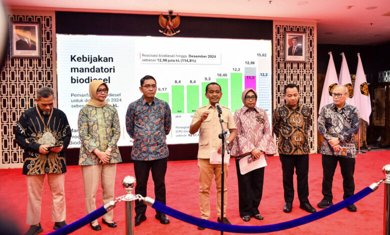 Kabar Gembira untuk Petani: Harga Pupuk Bersubsidi Turun 20 Persen Mulai Hari Ini! Berikut Daftar Harga Terbaru Kabar Gembira untuk Petani: Harga Pupuk Bersubsidi Turun 20 Persen Mulai Hari Ini! Berikut Daftar Harga Terbaru