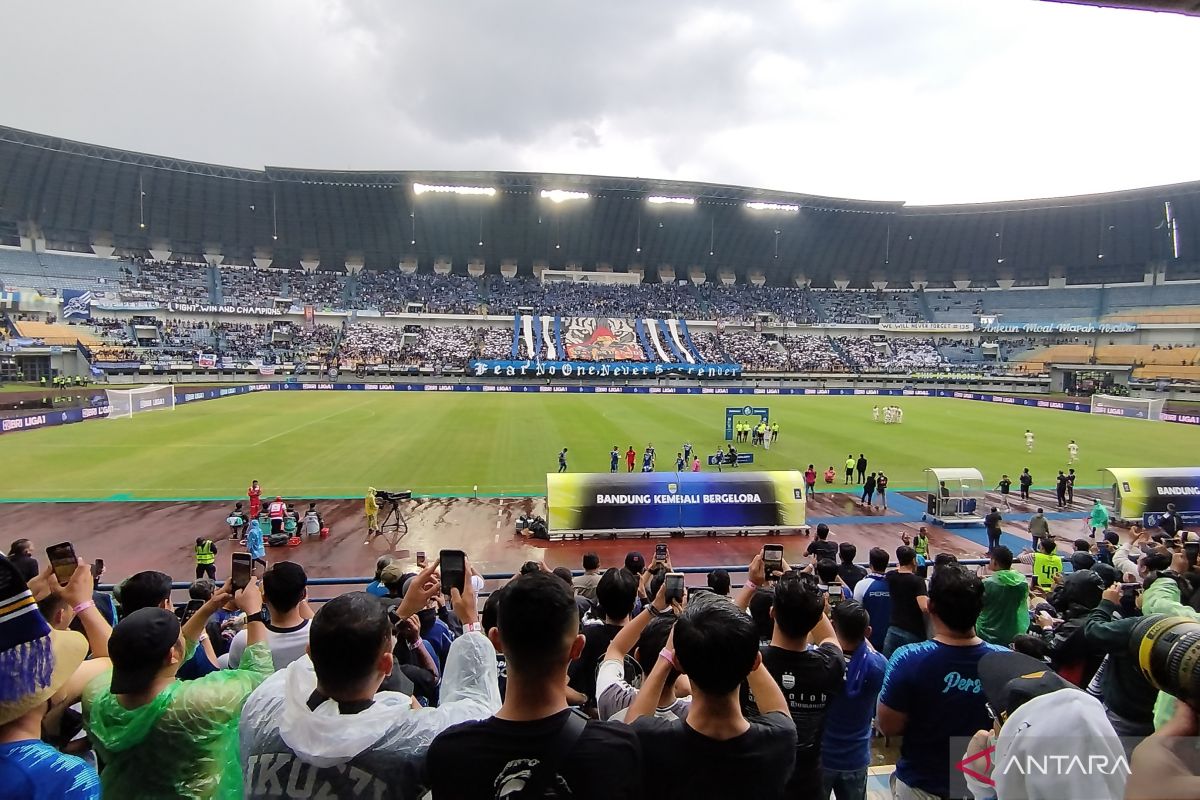 Laga Krusial Persib Bandung vs Selangor FC di GBLA: 2.000 Personel Keamanan Diterjunkan, Antisipasi Pertandingan Berisiko Tinggi