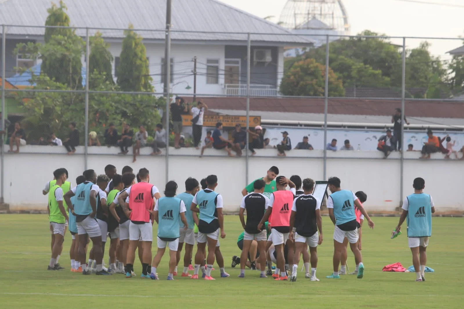 PSM Makassar Berbenah: Jeda Kompetisi Jadi Momentum Bangkit Pasca-Kepergian Tavares dan Penunjukan Caretaker Amiruddin