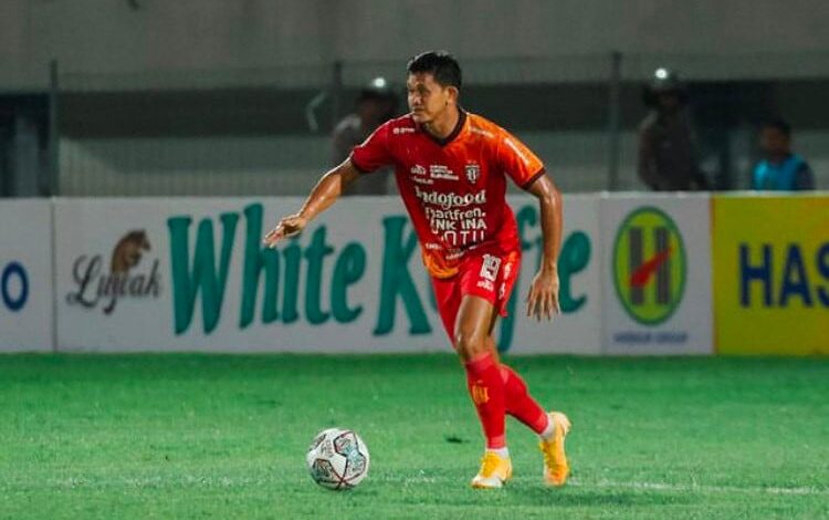 PSM Makassar Perkenalkan Tomas Trucha: Kontrak Singkat dan Kolaborasi dengan Asisten Pelatih Brasil PSM Makassar Perkenalkan Tomas Trucha: Kontrak Singkat dan Kolaborasi dengan Asisten Pelatih Brasil