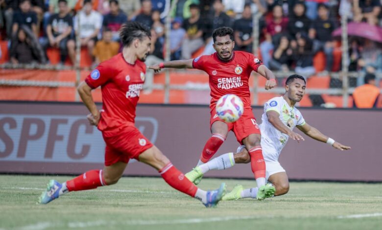 Suporter Persebaya Surabaya dan Semen Padang Inginkan Bernardo Tavares, Kemana Pelatih Portugal Akan Berlabuh? Suporter Persebaya Surabaya dan Semen Padang Inginkan Bernardo Tavares, Kemana Pelatih Portugal Akan Berlabuh?