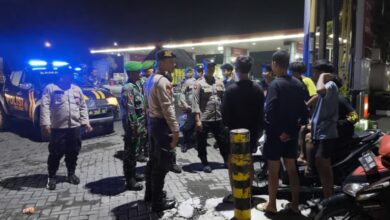 Cegah Kejahatan, Polres Lamongan Gencarkan Patroli dan Laksanakan Razia Miras