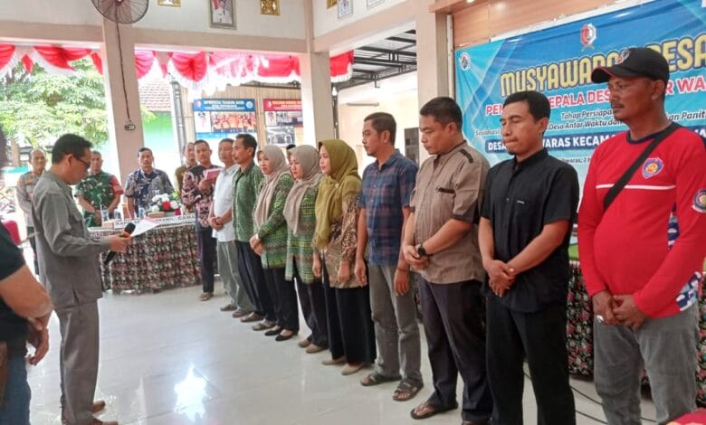 Dilantik, Panitia Pilkades PAW Desa Sugihwaras, Kecamatan Sugihwaras, Bojonegoro Dilantik, Panitia Pilkades PAW Desa Sugihwaras, Kecamatan Sugihwaras, Bojonegoro