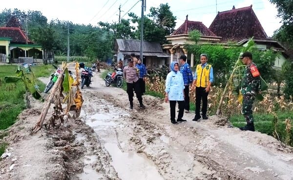 Infrastruktur Jalan Pedesaan Jadi Prioritas, Pemkab Bojonegoro Bakal Bangun Jalan Napis, Tambakrejo
