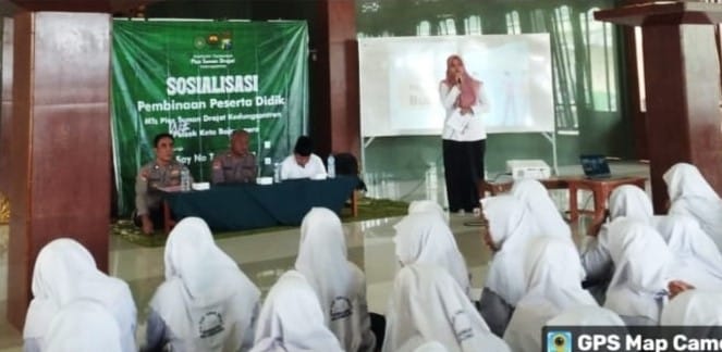 Polsek Bojonegoro Kota Laksanakan Sosialisasi Penerimaan Murid Baru SMA Kemala Taruna Bhayangkara