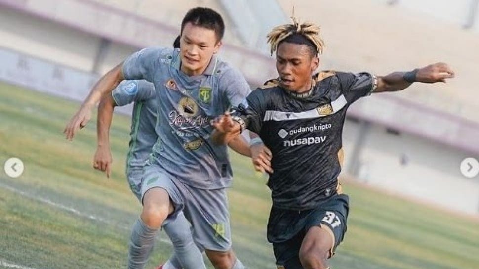 Debut Impresif Tomas Trucha Bawa PSM Makassar Bungkam Dewa United di Kandang Sendiri: Hilman Syah Jadi Bintang Lapangan Debut Impresif Tomas Trucha Bawa PSM Makassar Bungkam Dewa United di Kandang Sendiri: Hilman Syah Jadi Bintang Lapangan