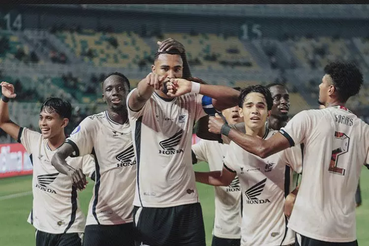 Kabar Baik untuk PSM Makassar: Sang Jenderal Lini Belakang Yuran Fernandes Siap Tempur Lawan Dewa United!