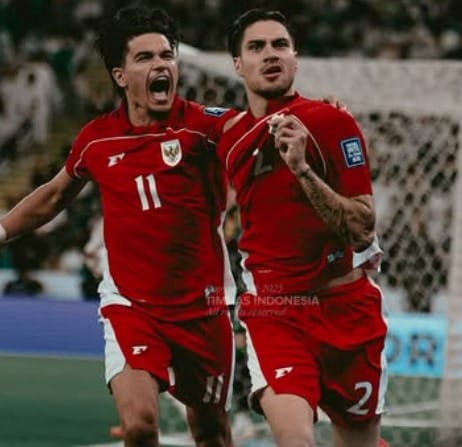 Kevin Diks Ukir Sejarah: Pemain Indonesia Pertama Cetak Gol di Bundesliga! Kevin Diks Ukir Sejarah: Pemain Indonesia Pertama Cetak Gol di Bundesliga!