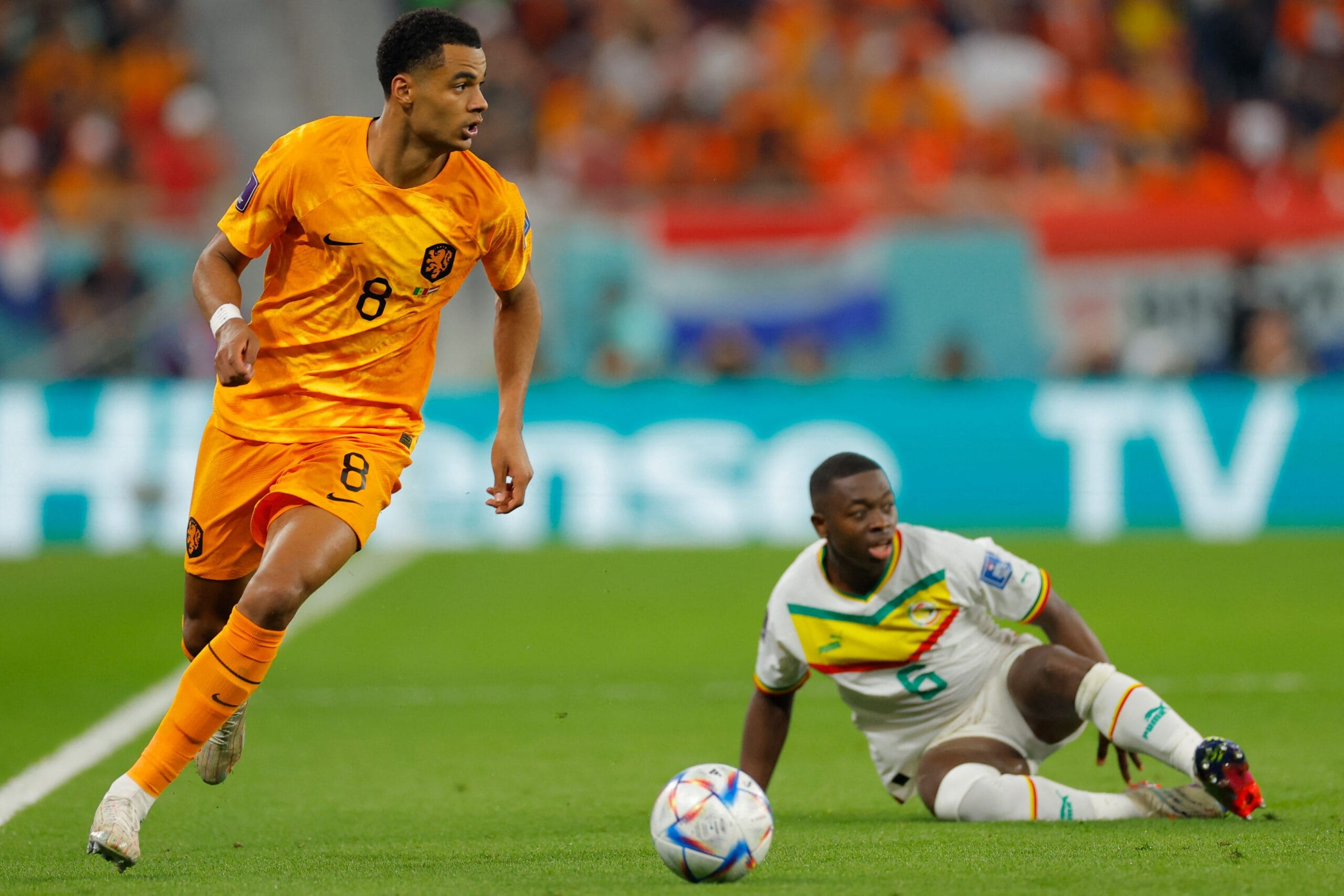 Magis Dean James Antarkan Go Ahead Eagles Taklukkan Feyenoord: Solo Run Spektakuler Hancurkan Raksasa Belanda!