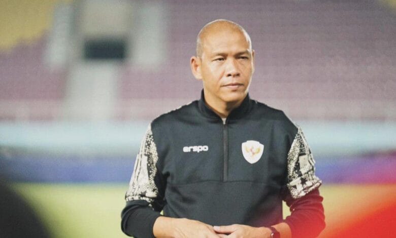 Nova Arianto Ungkap Permintaan Maaf Mendalam Usai Timnas Indonesia U-17 Gagal Lolos Fase Gugur Piala Dunia U-17 2025
