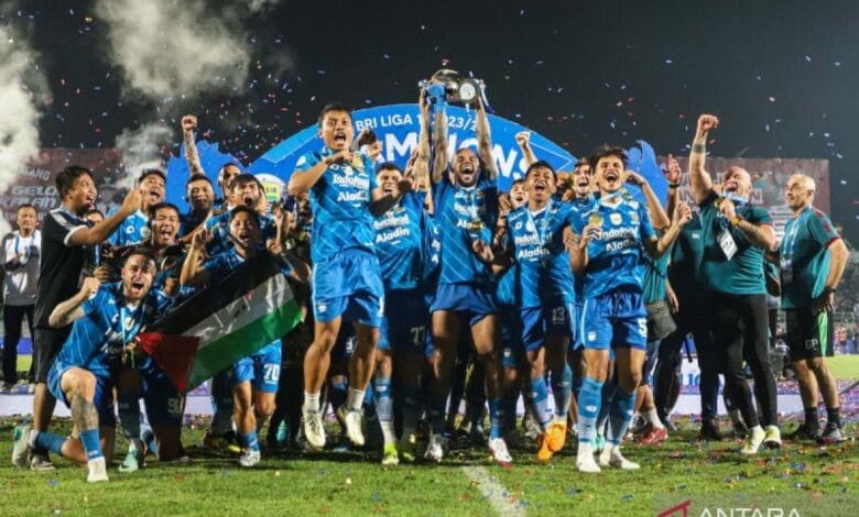 Persib Bandung Dongkrak Peringkat Liga Indonesia di AFC, Asa Merangkak Naik Mendekati Peta Kekuatan Sepak Bola Asia Tenggara dan Asia Tengah Persib Bandung Dongkrak Peringkat Liga Indonesia di AFC, Asa Merangkak Naik Mendekati Peta Kekuatan Sepak Bola Asia Tenggara dan Asia Tengah