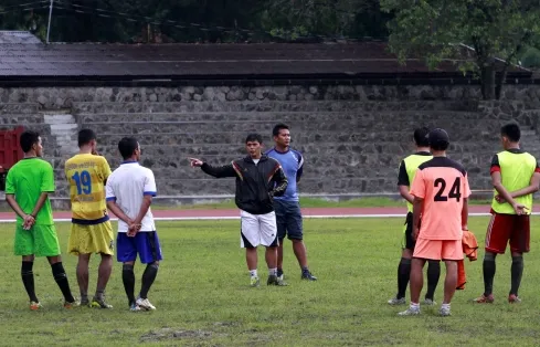 Persis Solo Buka Negosiasi Intensif dengan Bernardo Tavares, Persebaya Surabaya Terancam Gagal Dapatkan Mantan Pelatih PSM Makassar?