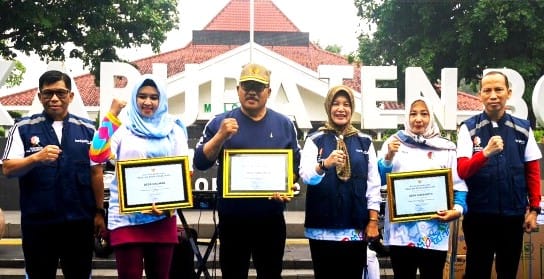 Di Puncak Peringatan Hakordia 2025, 3 Desa Di Bojonegoro Terima Penghargaan Desa Antikorupsi