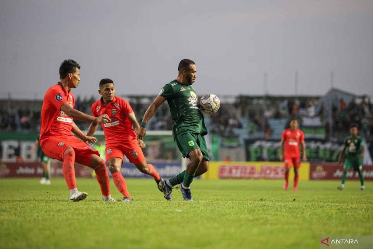 Borneo FC Hancurkan Persebaya 5-1, Kinerja Lini Depan Dipertanyakan, Rumor Kepulangan Ramadhan Sananta Menguat Jelang Bursa Transfer