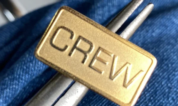 Crew Store Cabang Cilebeut