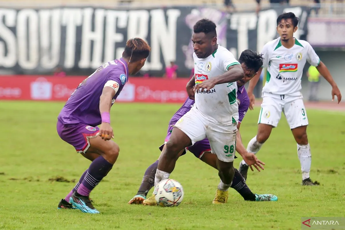 Drama Babak Pertama: Persita Tangerang Bangkit dari Ketertinggalan Dua Gol, Paksa PSM Makassar Berbagi Angka 2-2