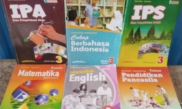 Guru Bahasa Indonesia, IPS, IPA, MTK, Inggris, Kitab Kuning