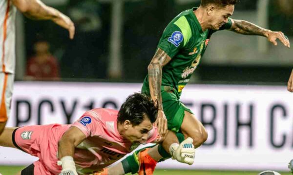 Kekalahan Telak Persebaya dari Borneo FC 1-5 Picu Sorotan Lini Depan, Rumor Ramadhan Sananta Kembali Menguat Jelang Bursa Transfer