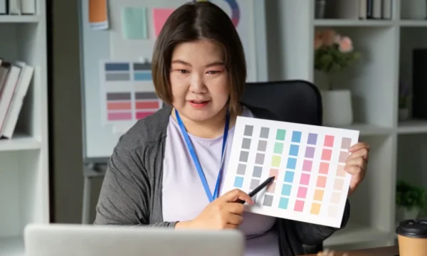 Lead Designer Graphic – Visual Branding Specialist