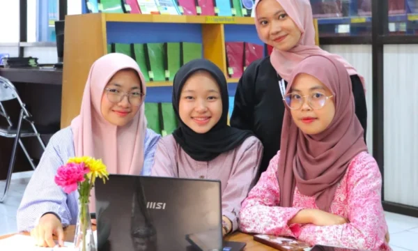 Pengajar Bahasa Inggris Profesional
