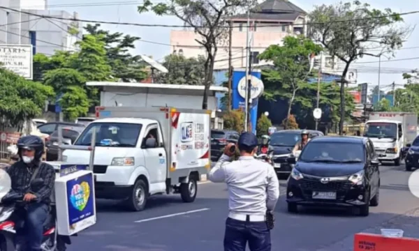 Petugas Picker Hub Kabupaten Tangerang