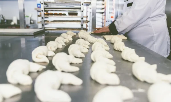 Supervisor Produksi Roti Komersial