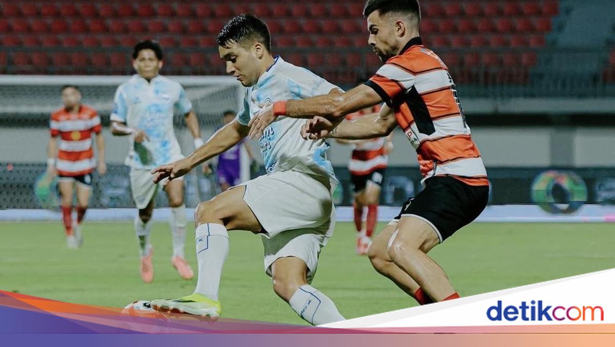 Madura United Vs PSIM Diwarnai 3 Kartu Merah Sapeh Kerrab Kalah 0-3