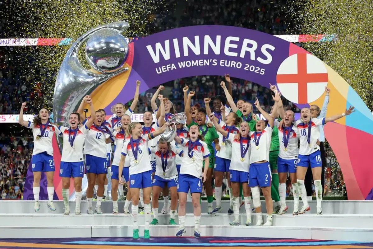 Menang adu penalti Timnas Inggris pertahankan gelar juara Euro Wanita
