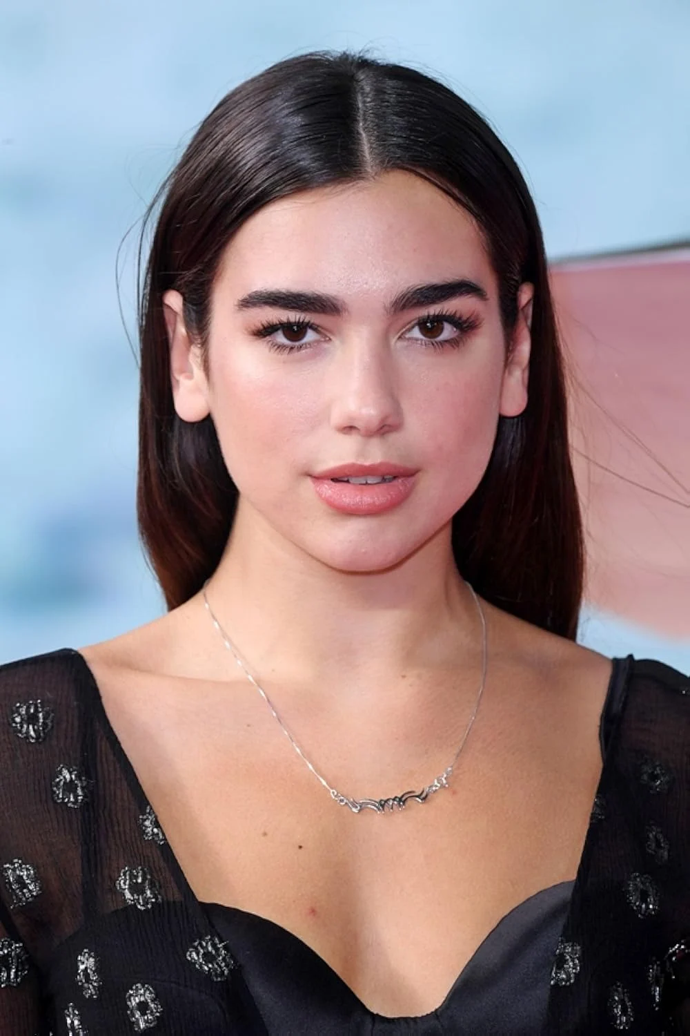 Dua Lipa - Biography - IMDb