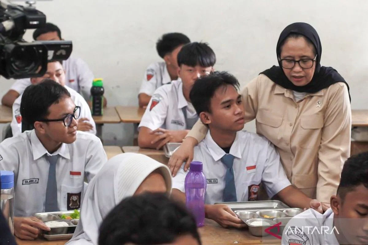 Profil Kepala Badan Gizi Nasional Nanik Sudaryati Deyang - ANTARA News