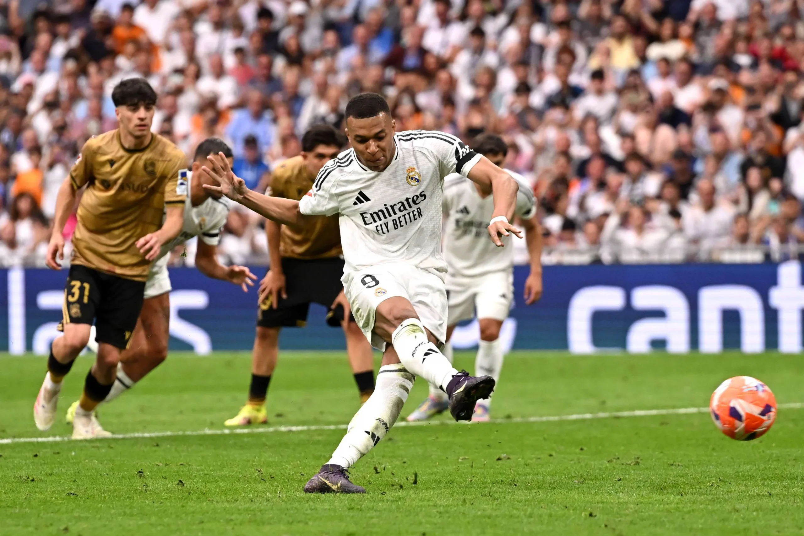 Barcelona star hails Real Madrid duo Incredible - Get Spanish Football News Barcelona star hails Real Madrid duo Incredible - Get Spanish Football News