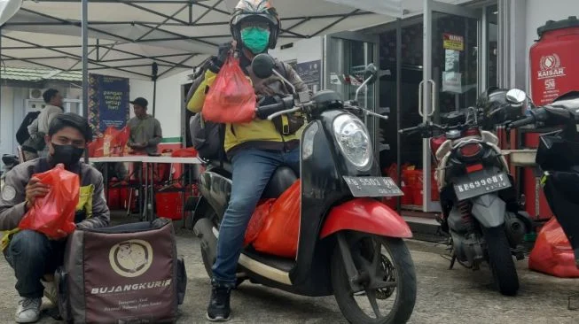 Kurir Motor Pontianak