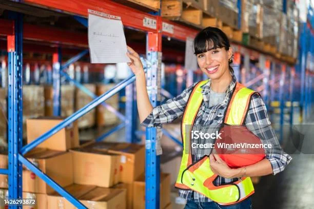 Administrasi Gudang untuk Wanita di Es Teh Factory