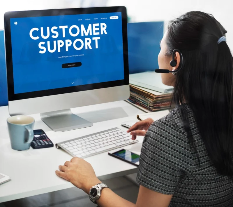 Customer Service Admin yang Komunikatif dan Ramah